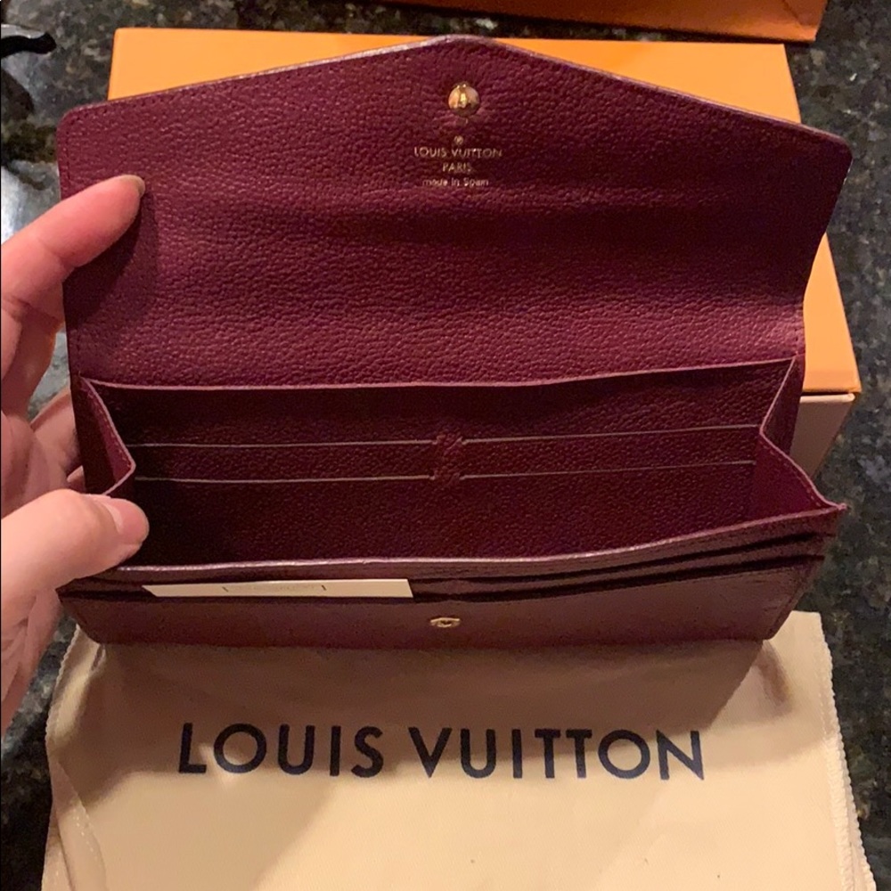 ❤️Louis Vuitton long wallet❤️ - Picture 3 of 6